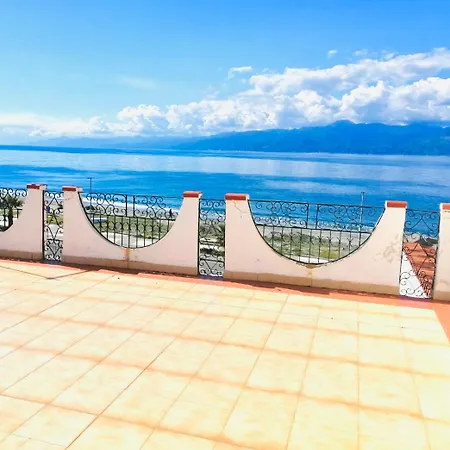 Villa Pina 2 Reggio Calabria Exterior photo